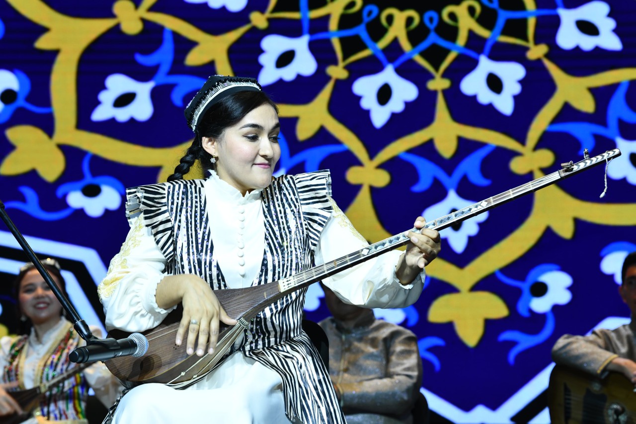 “Muğam aləmi” 7-ci Beynəlxalq Musiqi Festivalının bağlanışı oldu - VİDEO (FOTOLAR)